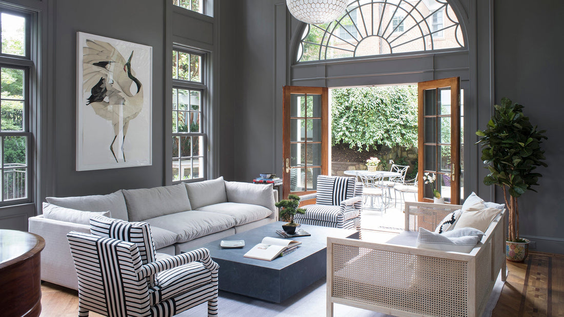 what curtains go with grey walls？
