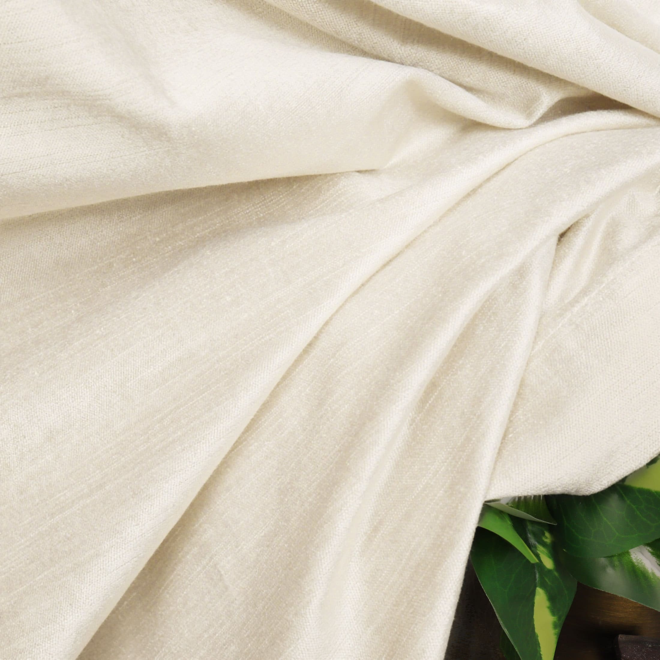 Luxe Velvet|Sample
