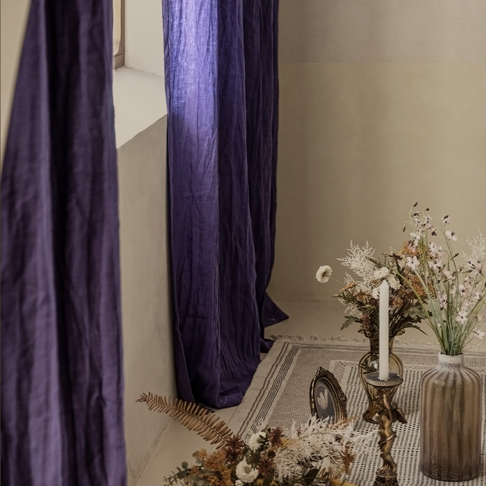 Plum Linen|Sample