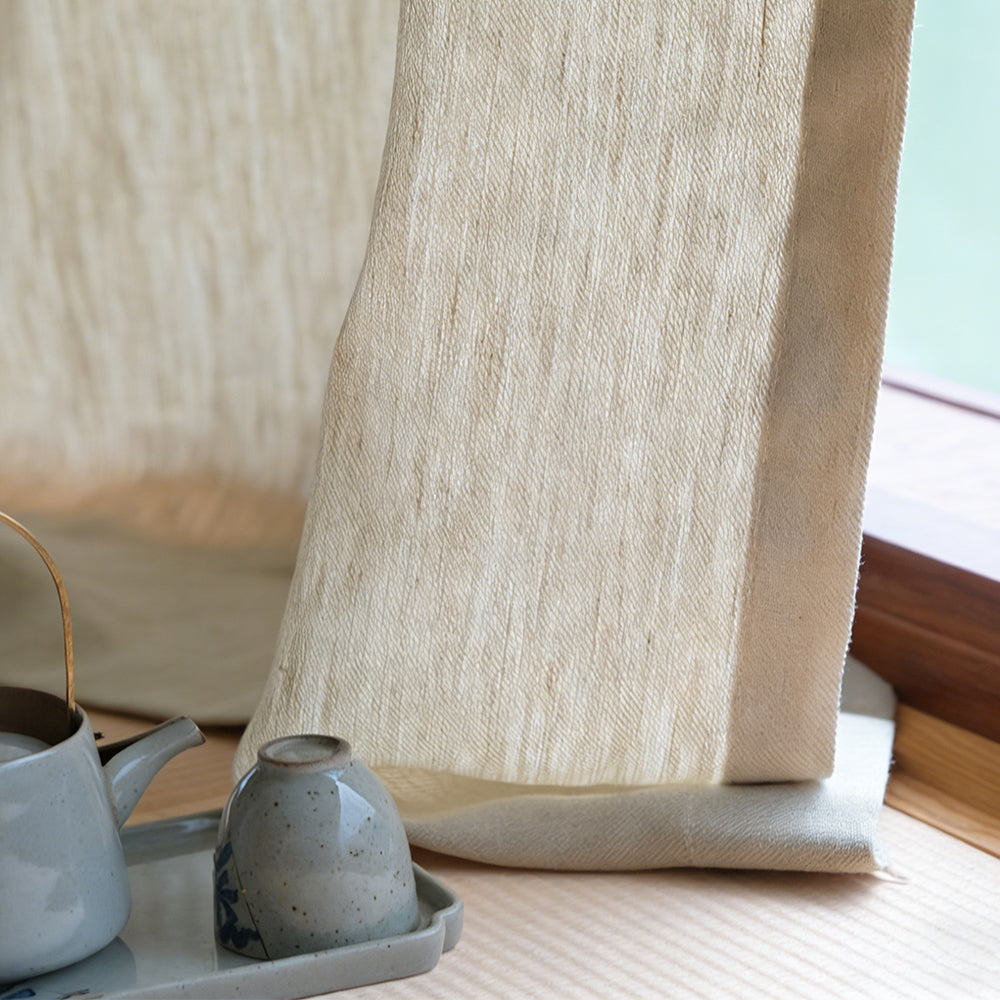 Quiet Form Linen|Sample